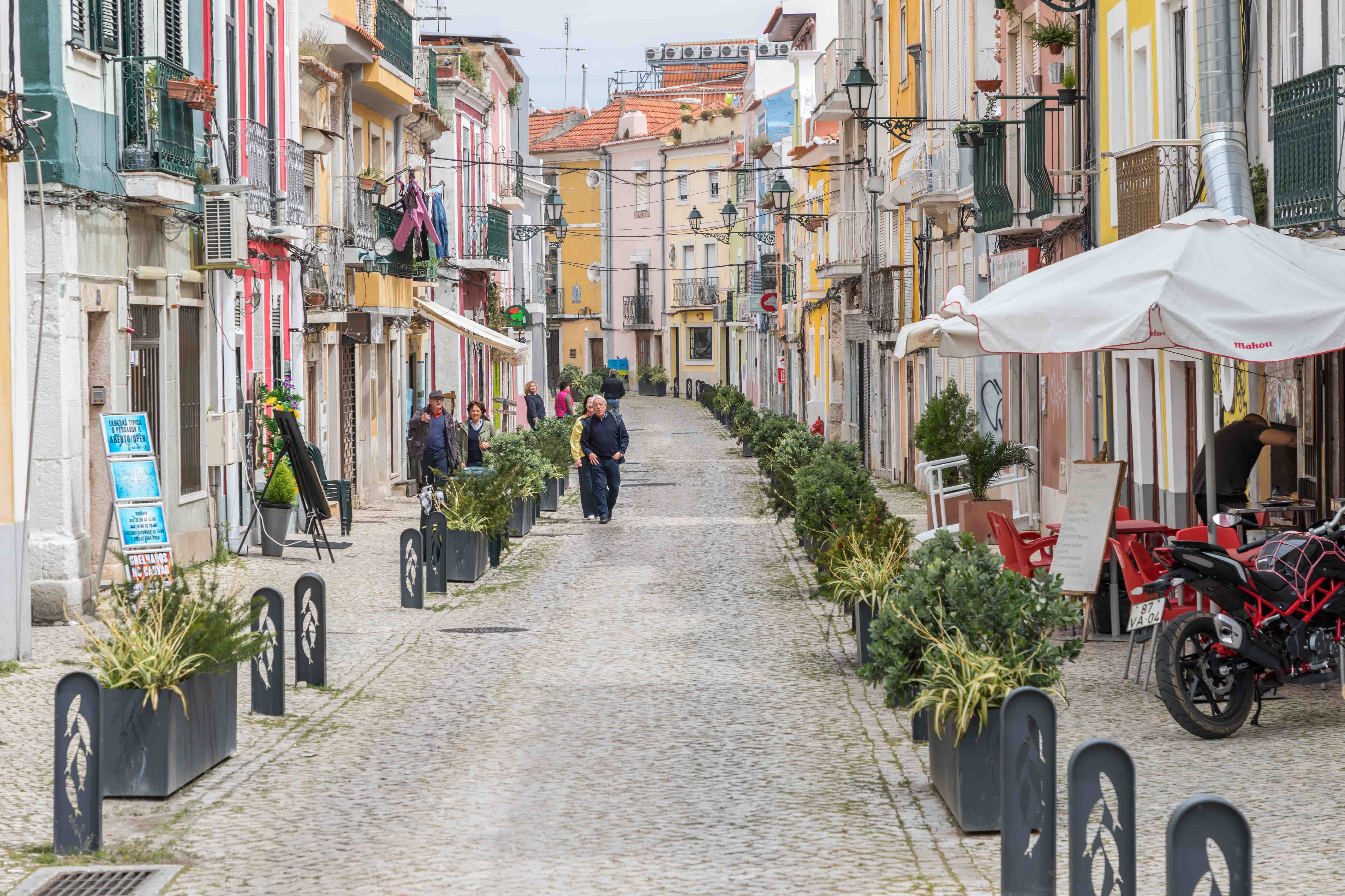 POURQUOI IL EST PREFERABLE DE LOGER A SETUBAL POUR VISITER CETTE REGION ?