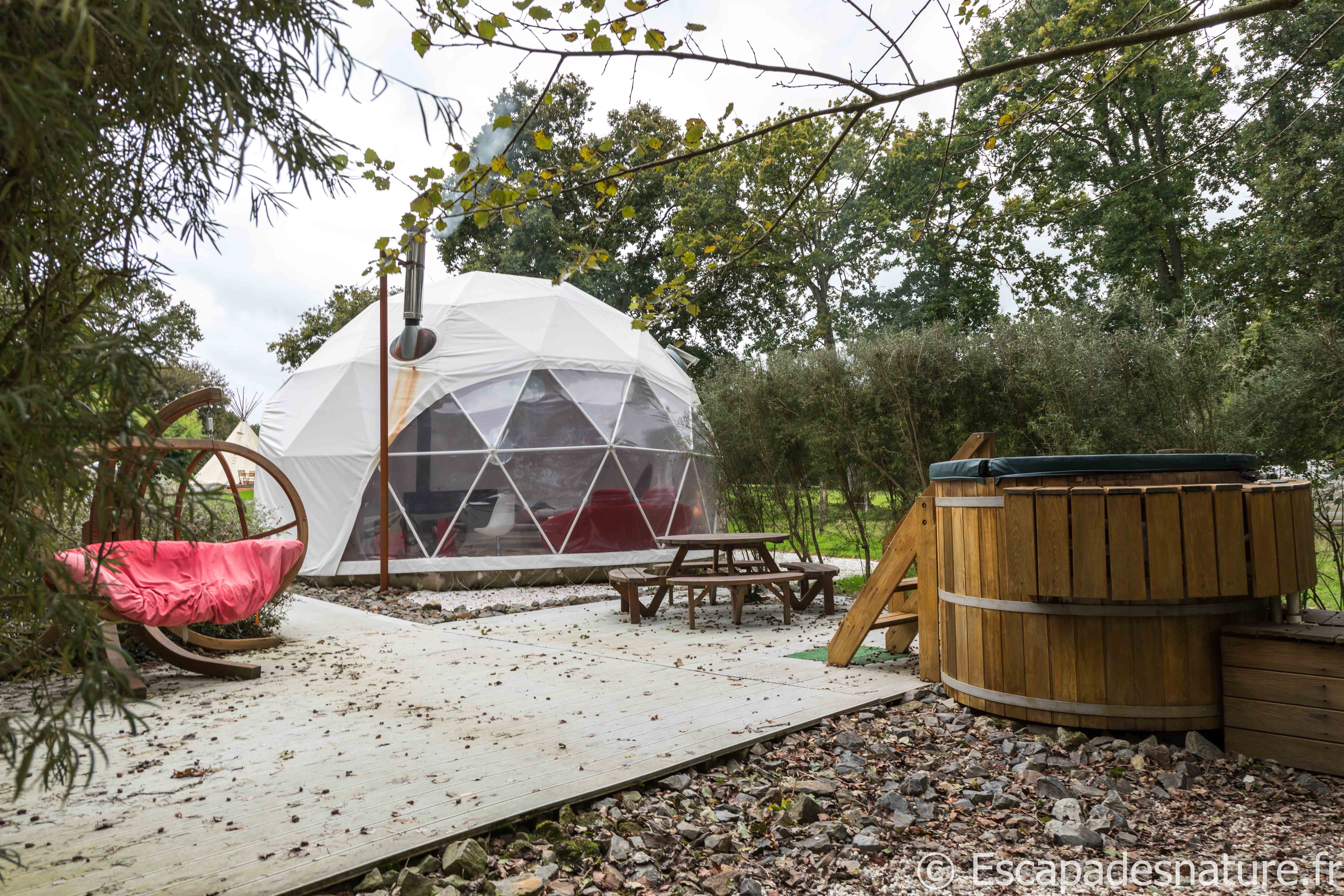 DORMIR DANS UN IGLOO LORS D’UNE ESCAPADE DANS LES CÔTES D’ARMOR